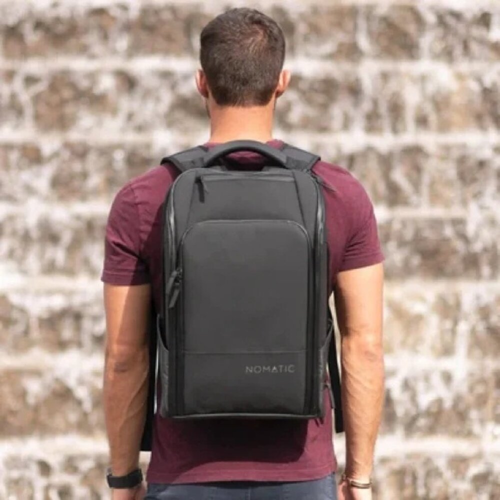 Nomatic Travel Pack Backpack Suitcase Luggage Bag 20L 30L Water Resistant Expand